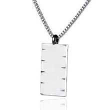 时尚与健康同行 泰腾尼纯钛金保健吊坠的独特魅力