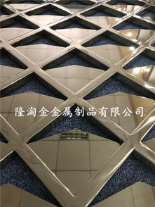 北京酒店大堂镜面不锈钢花格隔断与钛金不锈钢屏风 工艺与材质辨别全攻略